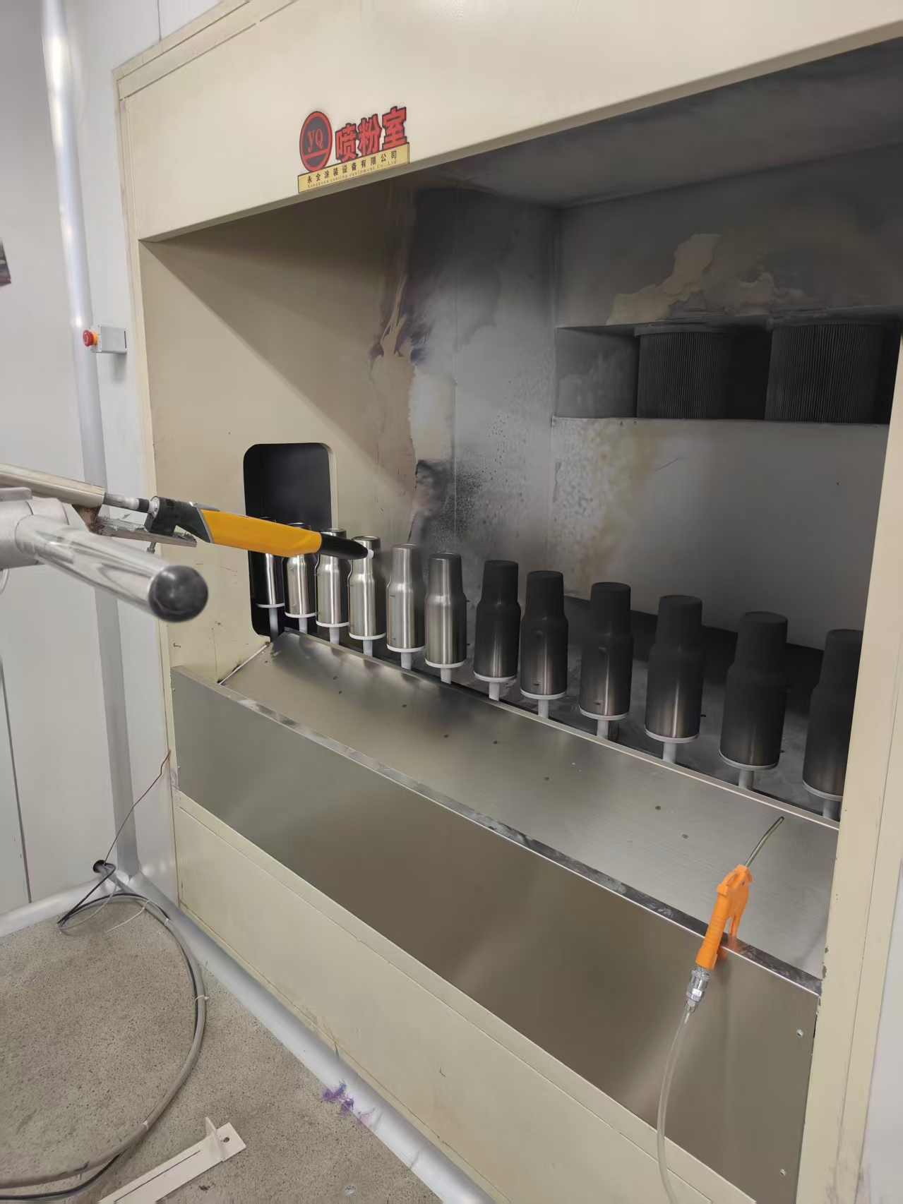 Aluminum Bottle — Factory, image 3