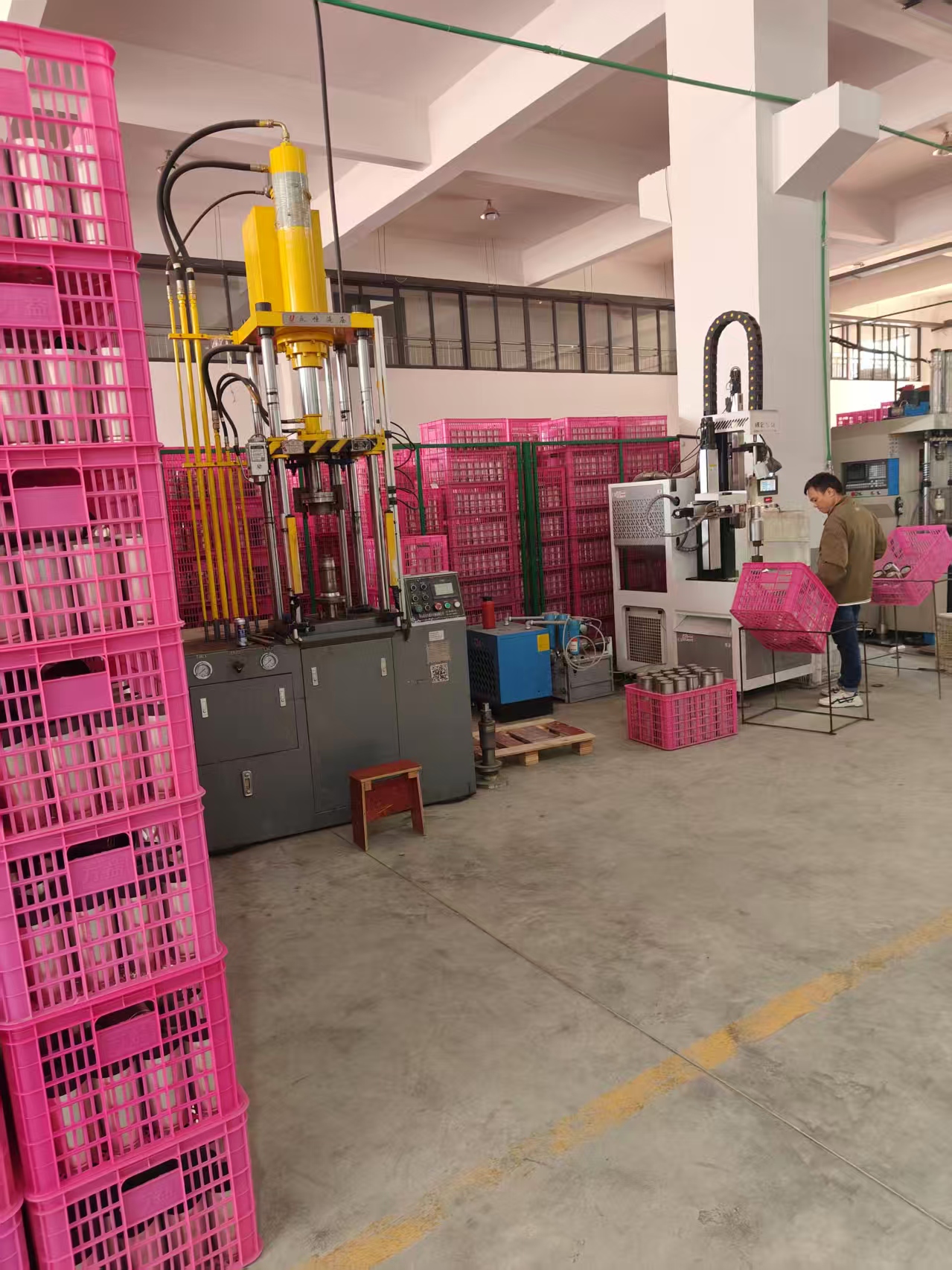 Aluminum Bottle — Factory, image 11
